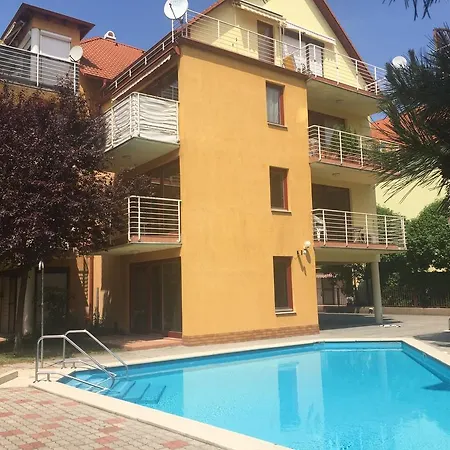 Lilly Apartamento
